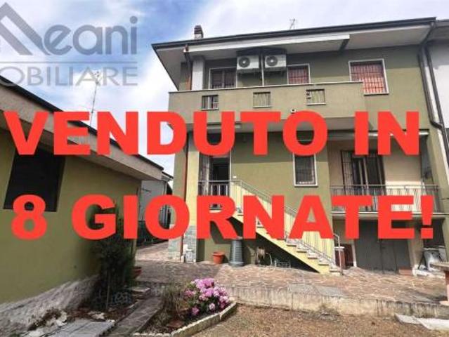 Villa Indipendente in vendita a Pieve Emanuele, Lombardia