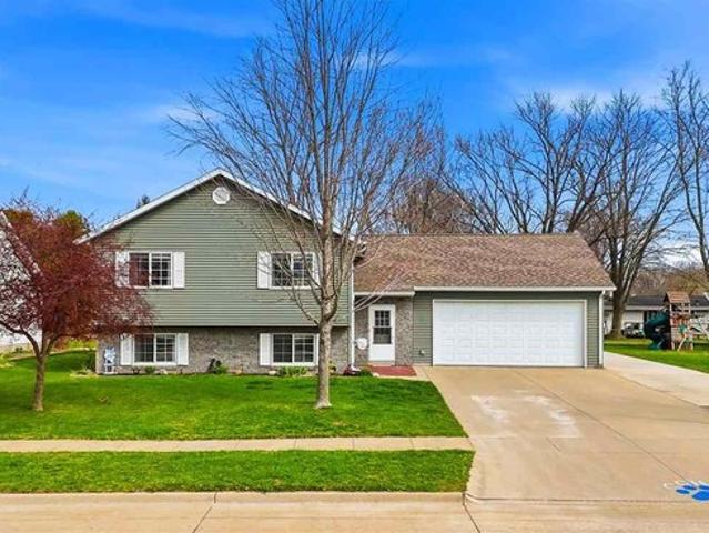 House for sale in Columbus Junction, Iowa