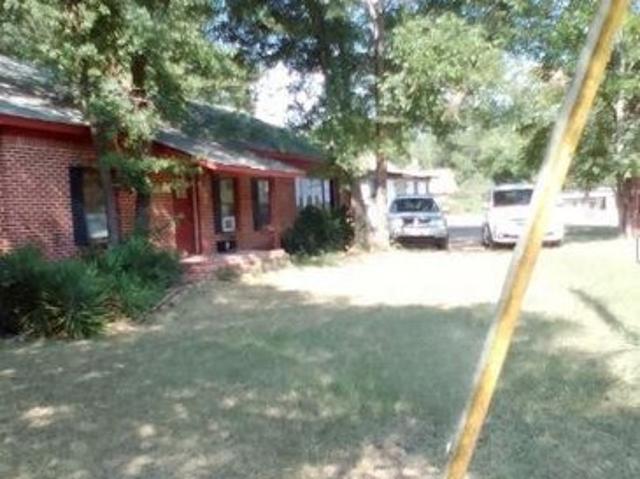 House for sale in Atlanta, Texas