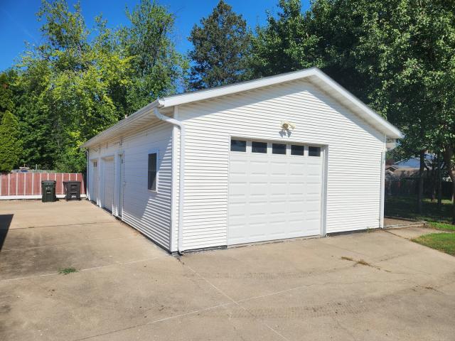 House for sale in Whiteside, Illinois