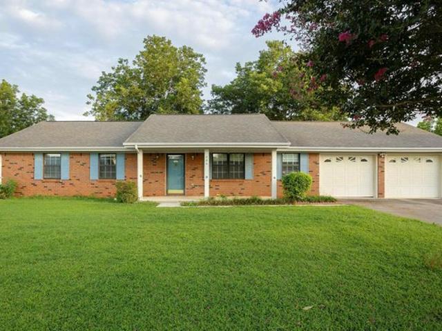 House for sale in Muscle Shoals, Alabama
