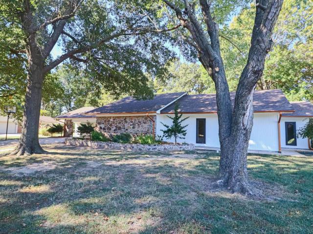 House for sale in Walnut Ridge, Lawrence County