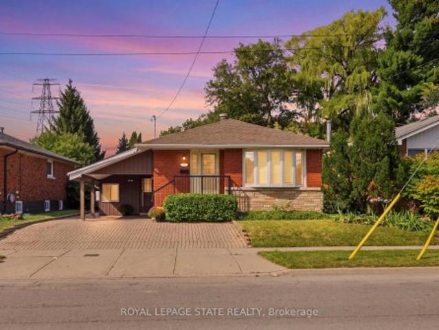 House for sale in Ancaster, Ontario