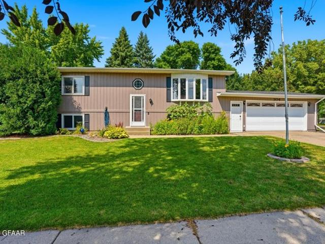 House for sale in Grand Forks, North Dakota