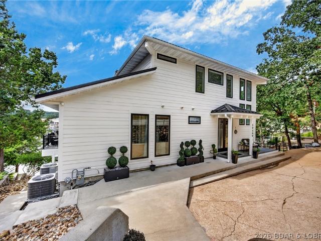 House for sale in Gravois Mills, Missouri
