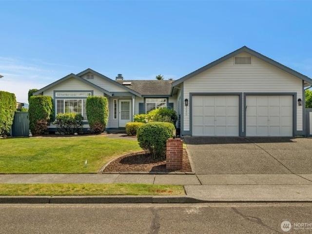 House for sale in Enumclaw, Washington