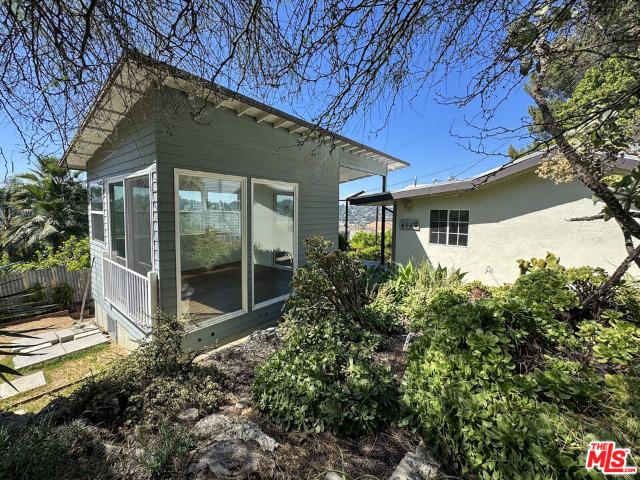 Property for rent in Canoga Park, California