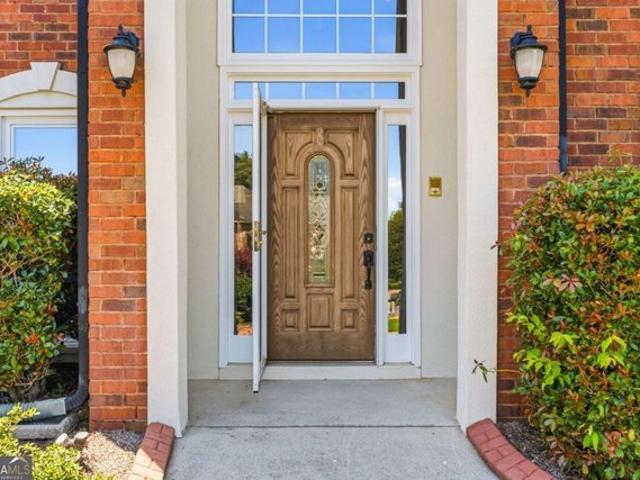 House for sale in Suwanee, Georgia