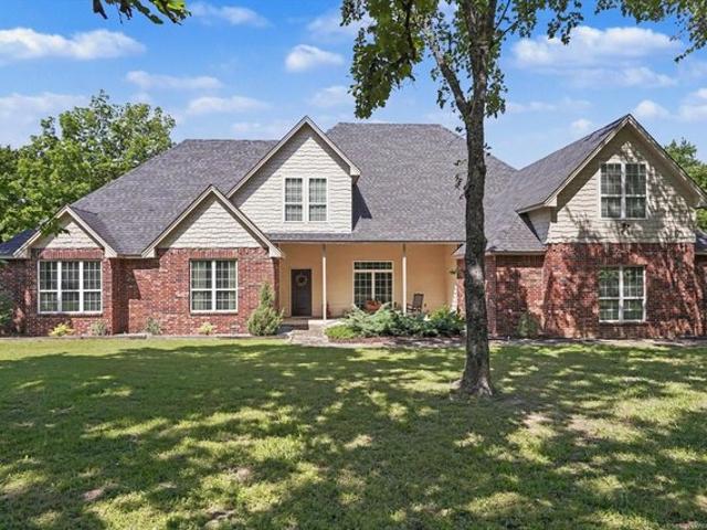 House for sale in Broken Arrow, Oklahoma