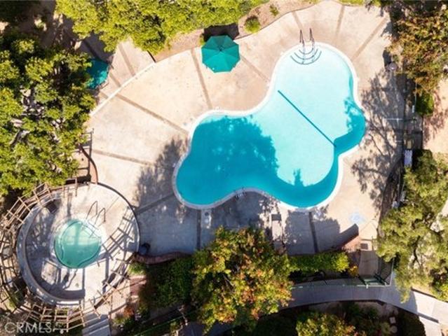 Condo for sale in Santa Ana, California