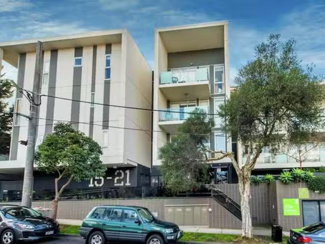 Apartment for rent in Box Hill