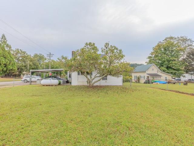 House for sale in Menlo, Georgia
