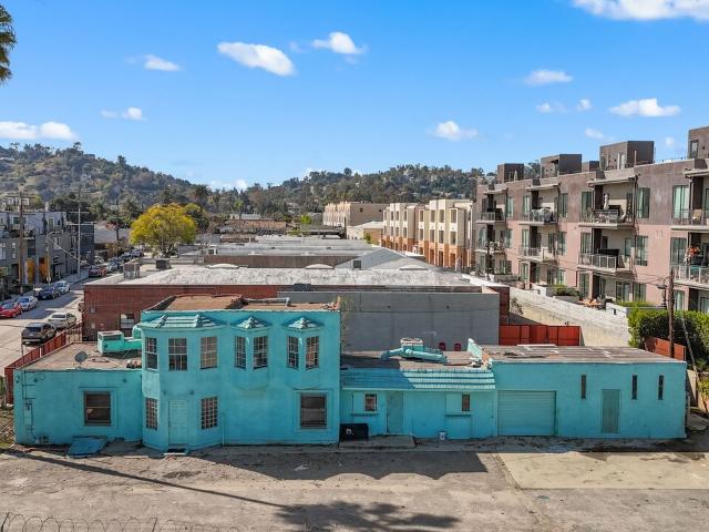 House for sale in Canoga Park, California