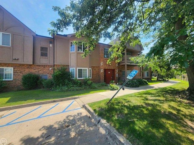 Condo for sale in Roseville, Michigan