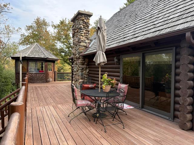 House for sale in Wilmot, Salem Lakes