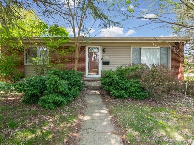 House for sale in Madison Heights, Michigan