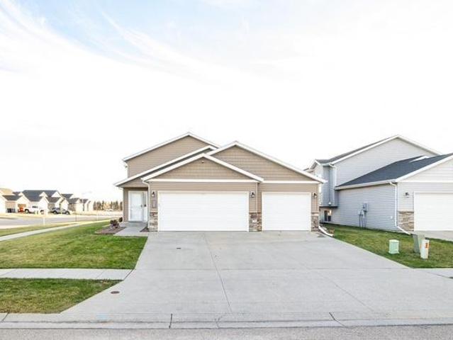 House for sale in Moorhead, Clay County