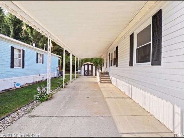 House for sale in Fenton, Michigan