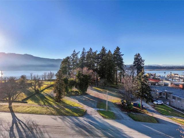 Land for sale in Clayoquot, British Columbia