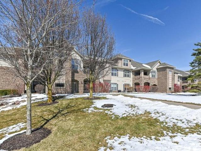 Condo for sale in Franklin, Wisconsin