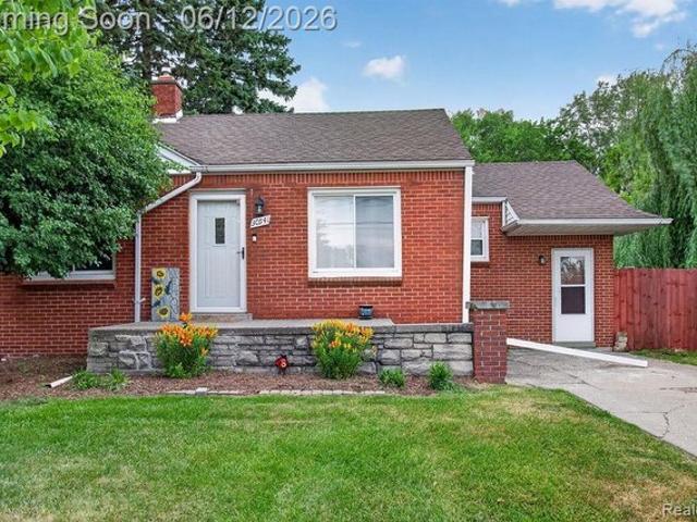 House for sale in Roseville, Michigan