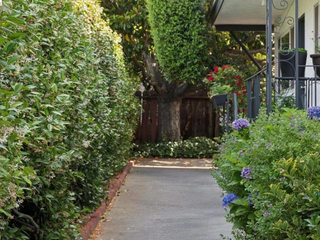 Condo for sale in Oakland, California
