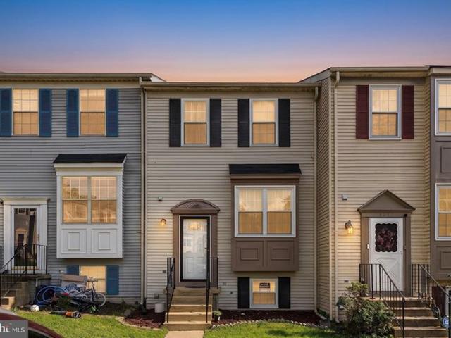 Townhouse for sale in Virginia