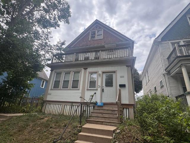 House for sale in Milwaukee, Wisconsin