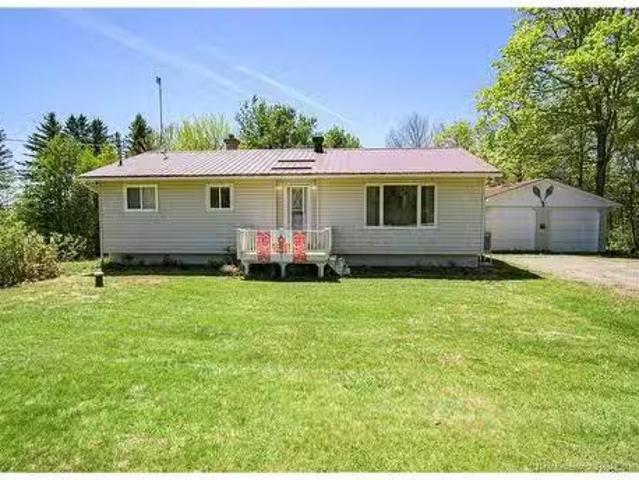 House for sale in Queensbury, New Brunswick