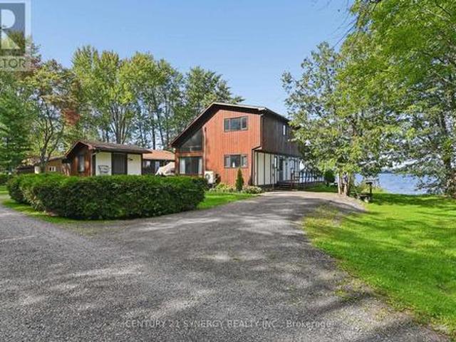 House for sale in Renfrew, Ontario