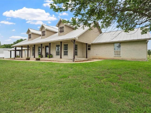House for sale in Abbott, Texas