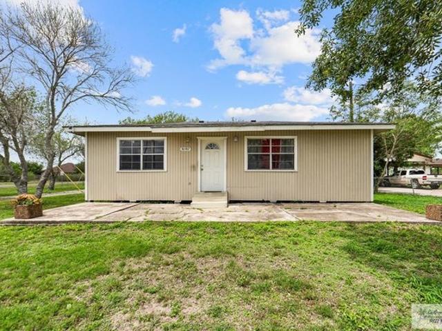 House for sale in Cameron, Texas