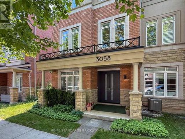 House for sale in Oakville, Ontario