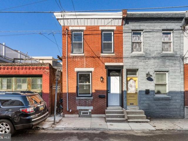 Townhouse for sale in Philadelphia, Pennsylvania