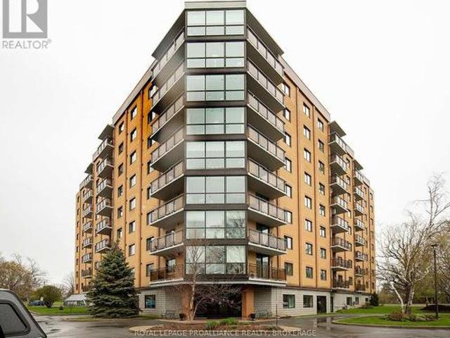 Condo for sale in Kingston, Ontario