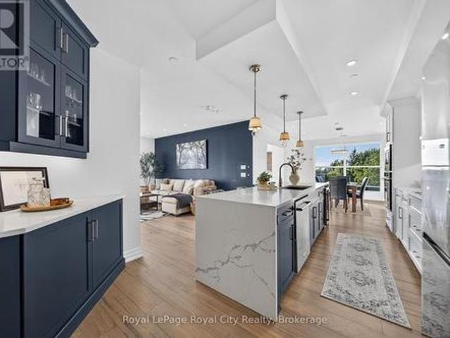 Condo for sale in Guelph, Ontario