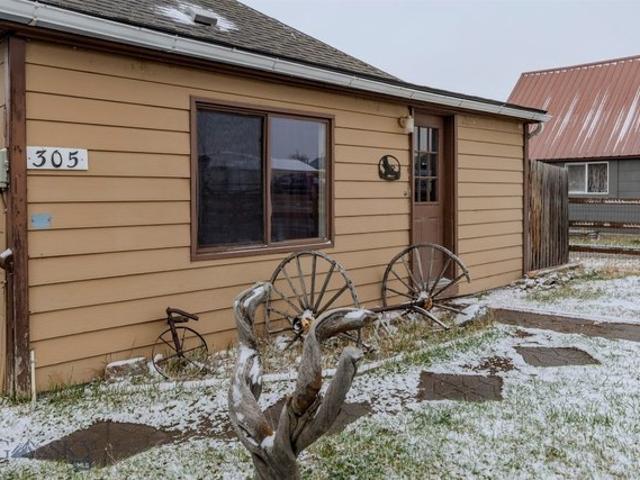 House for sale in Clyde Park, Montana