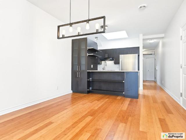 Apartment for rent in Saint-Laurent, Montréal