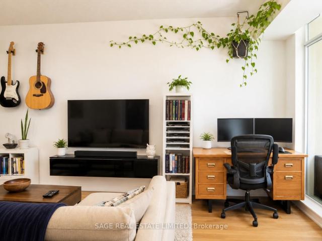 Condo for rent in Woburn, Ontario
