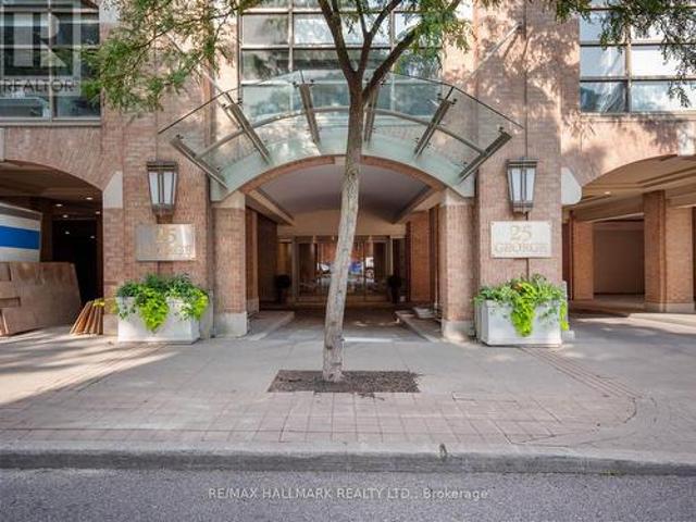 Condo for sale in Woburn, Ontario