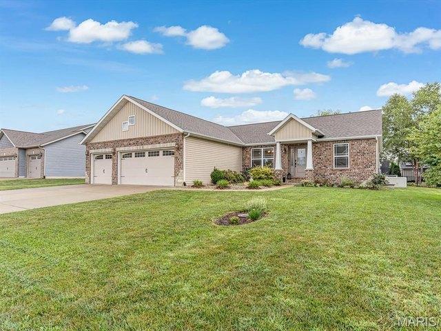 House for sale in Troy, Illinois