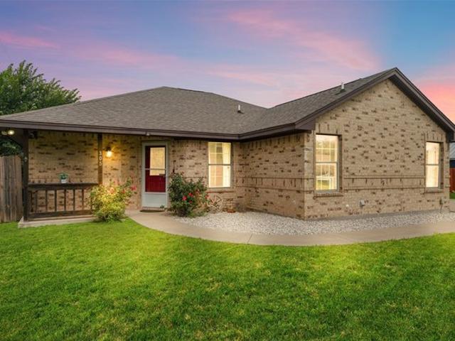 House for sale in Azle, Texas