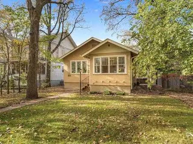 House for sale in East St. Paul, Manitoba