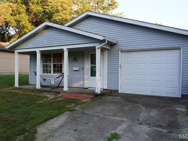 House for sale in Carterville, Illinois