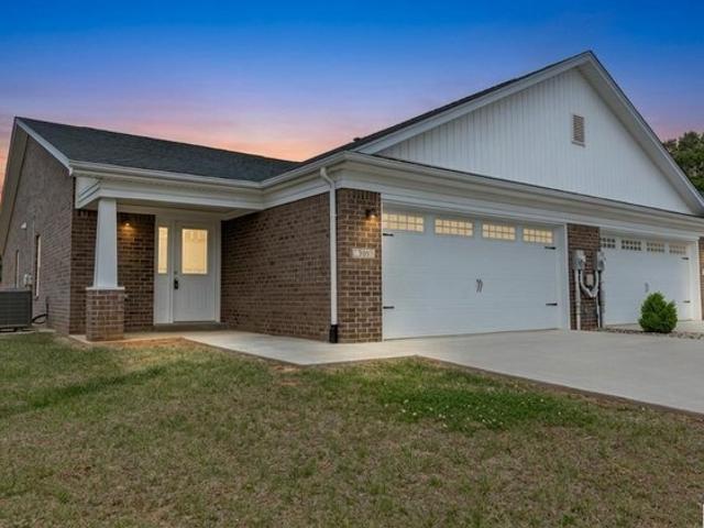 House for sale in Vine Grove, Kentucky