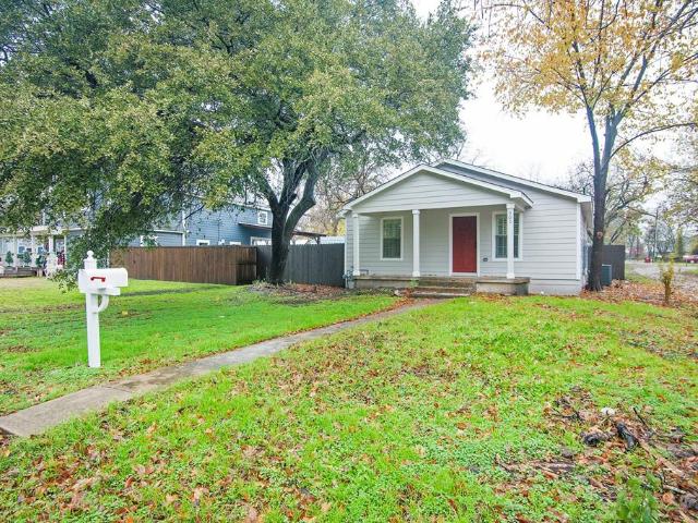 House for sale in Farmersville, Texas