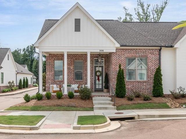 Condo for sale in Oxford, Mississippi