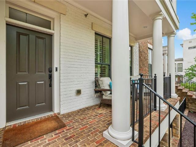 Townhouse for sale in Alpharetta, Georgia