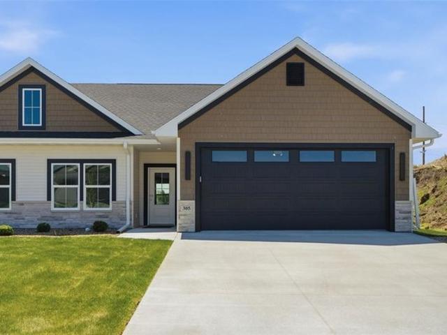 Condo for sale in Linn, Iowa