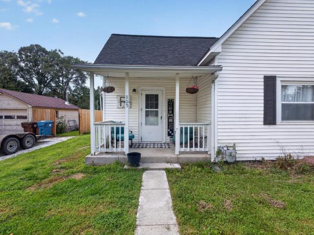 House for sale in Oxford, Indiana